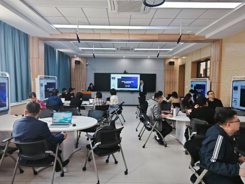 美高梅官网
举办教师教学能力提升专题研讨会（第2期）